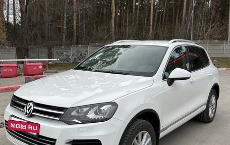 Volkswagen Touareg III, 2014 год, 2 695 000 рублей, 2 фотография