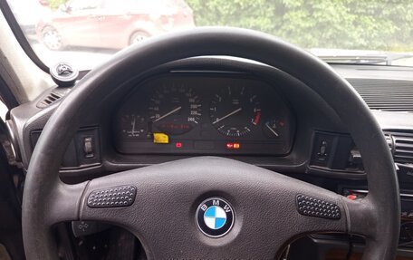BMW 5 серия, 1992 год, 300 000 рублей, 4 фотография