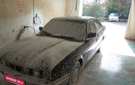 BMW 5 серия, 1992 год, 300 000 рублей, 8 фотография