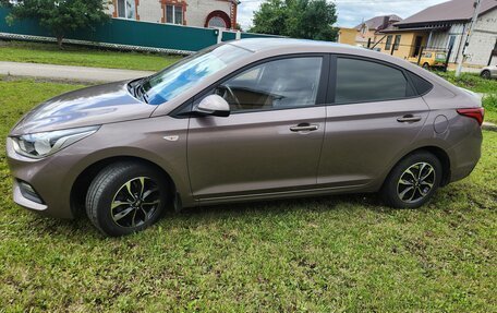 Hyundai Solaris II рестайлинг, 2018 год, 1 450 000 рублей, 11 фотография
