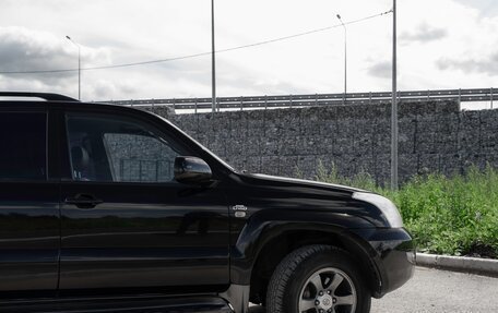 Toyota Land Cruiser Prado 120 рестайлинг, 2004 год, 1 520 000 рублей, 8 фотография