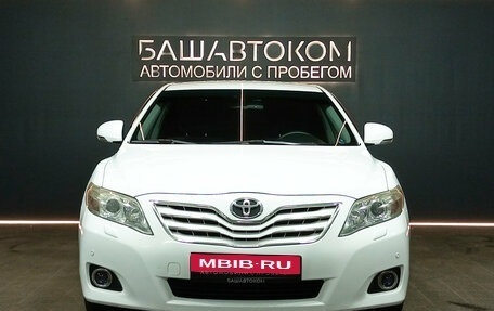 Toyota Camry, 2011 год, 1 349 000 рублей, 2 фотография