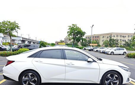 Hyundai Elantra, 2022 год, 1 370 000 рублей, 7 фотография