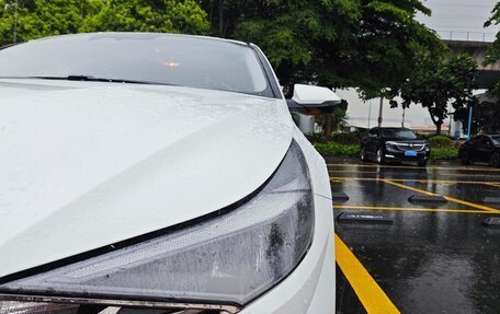 Hyundai Elantra, 2022 год, 1 370 000 рублей, 8 фотография