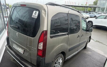 Peugeot Partner II рестайлинг 2, 2012 год, 385 000 рублей, 2 фотография