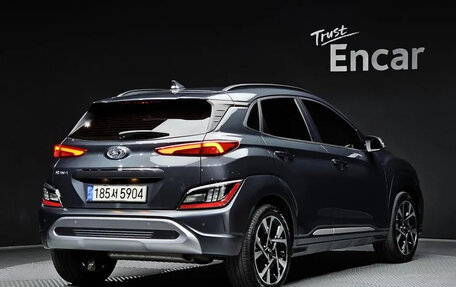 Hyundai Kona I, 2022 год, 1 920 000 рублей, 3 фотография