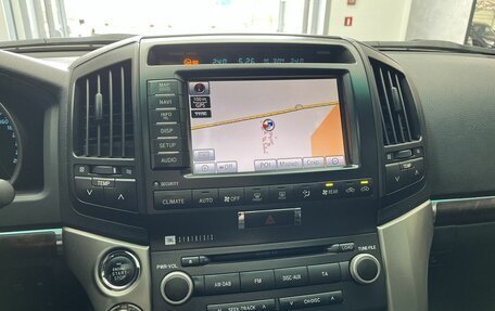Toyota Land Cruiser 200, 2010 год, 3 200 000 рублей, 12 фотография