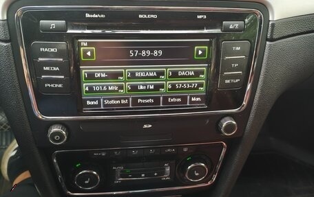 Skoda Superb III рестайлинг, 2012 год, 890 000 рублей, 2 фотография