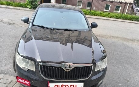 Skoda Superb III рестайлинг, 2012 год, 890 000 рублей, 7 фотография
