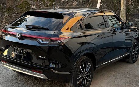 Honda Vezel, 2023 год, 1 650 000 рублей, 8 фотография