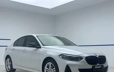 BMW 1 серия, 2021 год, 1 700 000 рублей, 5 фотография