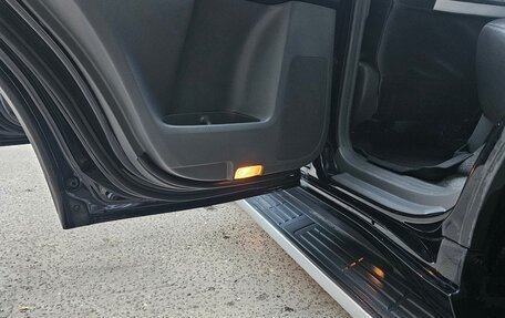 Toyota Land Cruiser Prado 150 рестайлинг 2, 2013 год, 3 200 000 рублей, 9 фотография