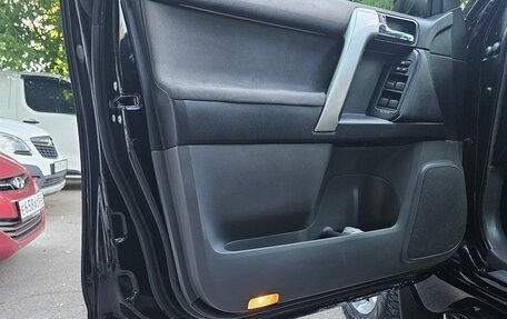 Toyota Land Cruiser Prado 150 рестайлинг 2, 2013 год, 3 200 000 рублей, 8 фотография