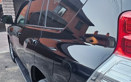 Toyota Land Cruiser Prado 150 рестайлинг 2, 2013 год, 3 200 000 рублей, 21 фотография