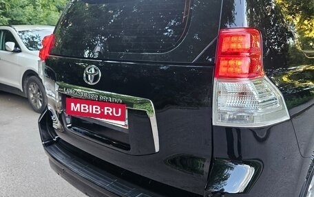 Toyota Land Cruiser Prado 150 рестайлинг 2, 2013 год, 3 200 000 рублей, 19 фотография