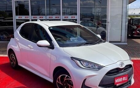 Toyota Yaris, 2023 год, 1 262 333 рублей, 3 фотография