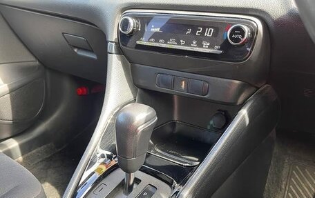 Toyota Yaris, 2023 год, 1 262 333 рублей, 13 фотография
