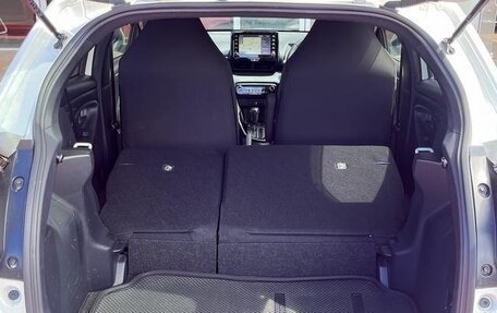 Toyota Yaris, 2023 год, 1 262 333 рублей, 24 фотография