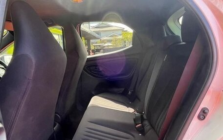 Toyota Yaris, 2023 год, 1 262 333 рублей, 22 фотография