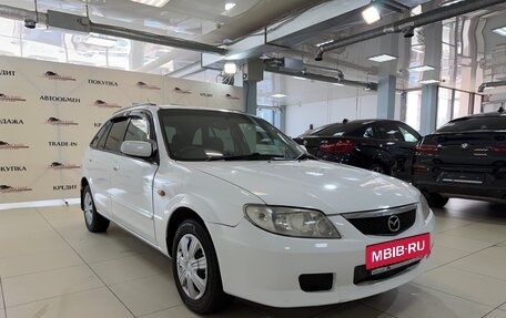 Mazda Familia, 2001 год, 330 000 рублей, 3 фотография