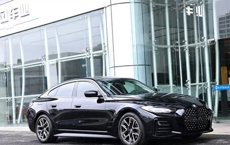 BMW 4 серия, 2022 год, 4 389 000 рублей, 3 фотография