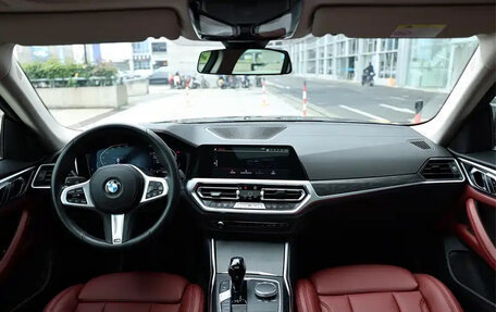 BMW 4 серия, 2022 год, 4 389 000 рублей, 15 фотография