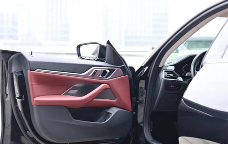 BMW 4 серия, 2022 год, 4 389 000 рублей, 21 фотография