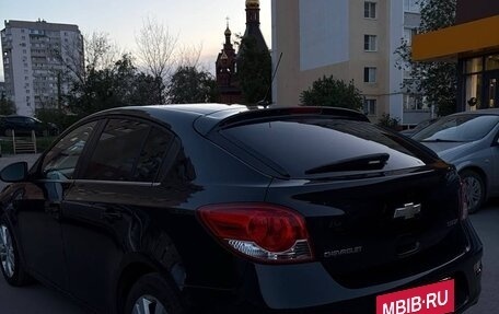 Chevrolet Cruze II, 2013 год, 900 000 рублей, 6 фотография