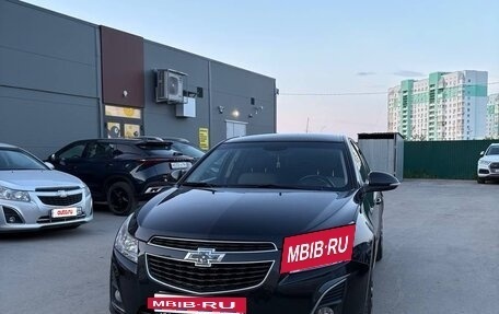 Chevrolet Cruze II, 2013 год, 900 000 рублей, 2 фотография