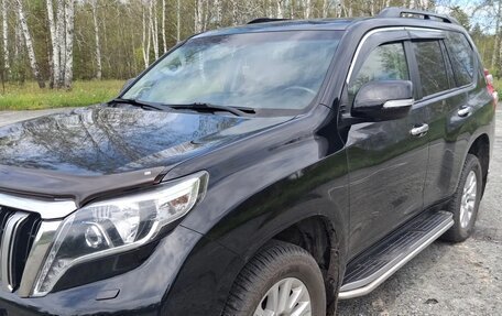 Toyota Land Cruiser Prado 150 рестайлинг 2, 2017 год, 3 800 000 рублей, 1 фотография