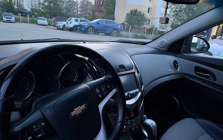 Chevrolet Cruze II, 2013 год, 900 000 рублей, 9 фотография