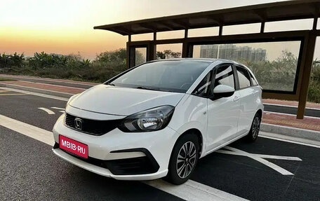 Honda Fit, 2021 год, 965 000 рублей, 1 фотография