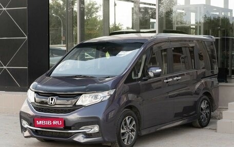 Honda Stepwgn IV, 2015 год, 1 490 000 рублей, 1 фотография