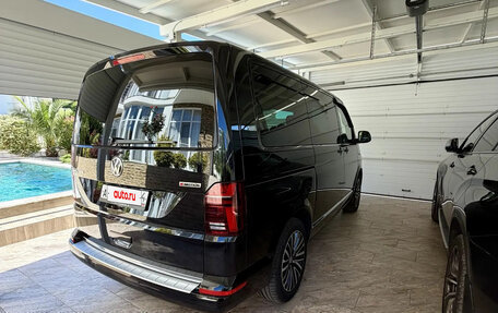 Volkswagen Multivan T6 рестайлинг, 2021 год, 8 500 000 рублей, 4 фотография