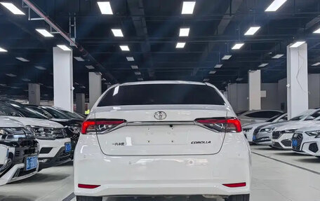 Toyota Corolla, 2022 год, 1 400 000 рублей, 6 фотография