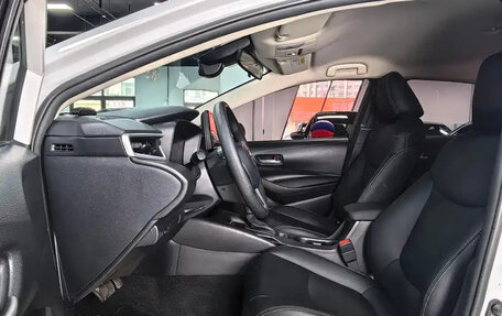 Toyota Corolla, 2022 год, 1 400 000 рублей, 8 фотография