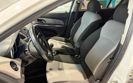 Chevrolet Cruze II, 2013 год, 699 000 рублей, 9 фотография