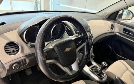 Chevrolet Cruze II, 2013 год, 699 000 рублей, 10 фотография