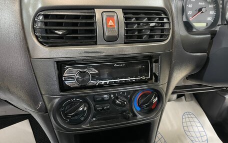 Nissan Wingroad III, 1999 год, 315 000 рублей, 16 фотография