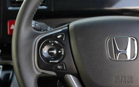 Honda Stepwgn IV, 2015 год, 1 490 000 рублей, 12 фотография