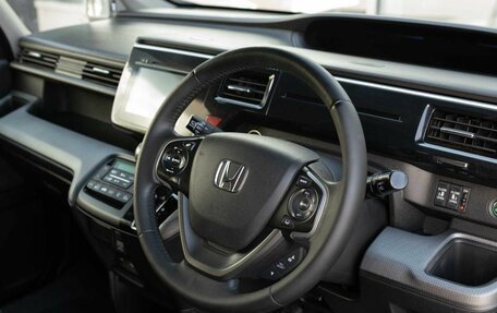 Honda Stepwgn IV, 2015 год, 1 490 000 рублей, 11 фотография