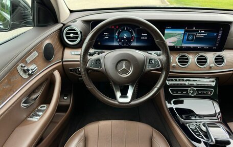 Mercedes-Benz E-Класс, 2017 год, 3 300 000 рублей, 12 фотография