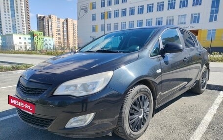 Opel Astra J, 2011 год, 630 000 рублей, 4 фотография