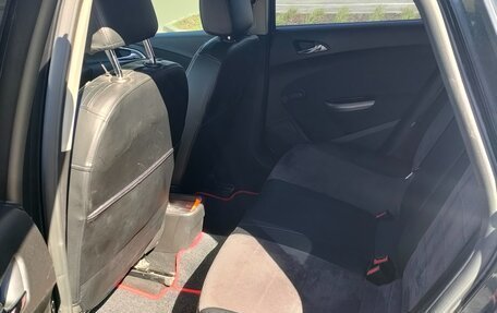Opel Astra J, 2011 год, 630 000 рублей, 15 фотография