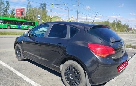 Opel Astra J, 2011 год, 630 000 рублей, 8 фотография