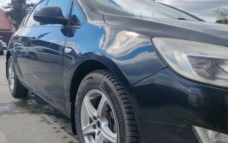 Opel Astra J, 2011 год, 630 000 рублей, 23 фотография