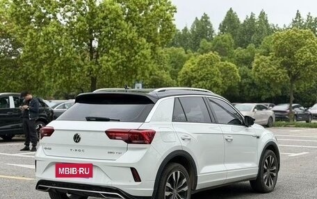 Volkswagen T-Roc I, 2022 год, 1 585 000 рублей, 6 фотография
