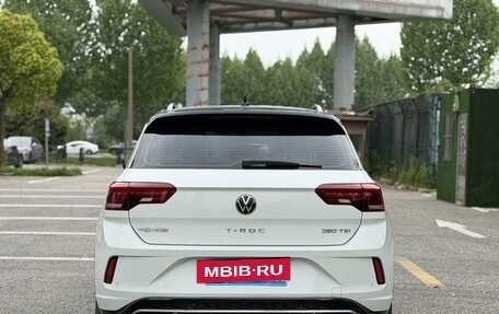 Volkswagen T-Roc I, 2022 год, 1 585 000 рублей, 5 фотография