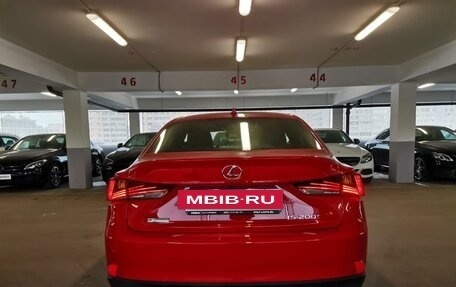 Lexus IS III, 2017 год, 2 750 000 рублей, 8 фотография