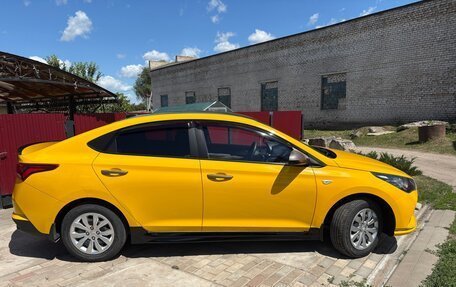 Hyundai Solaris II рестайлинг, 2020 год, 1 350 000 рублей, 5 фотография